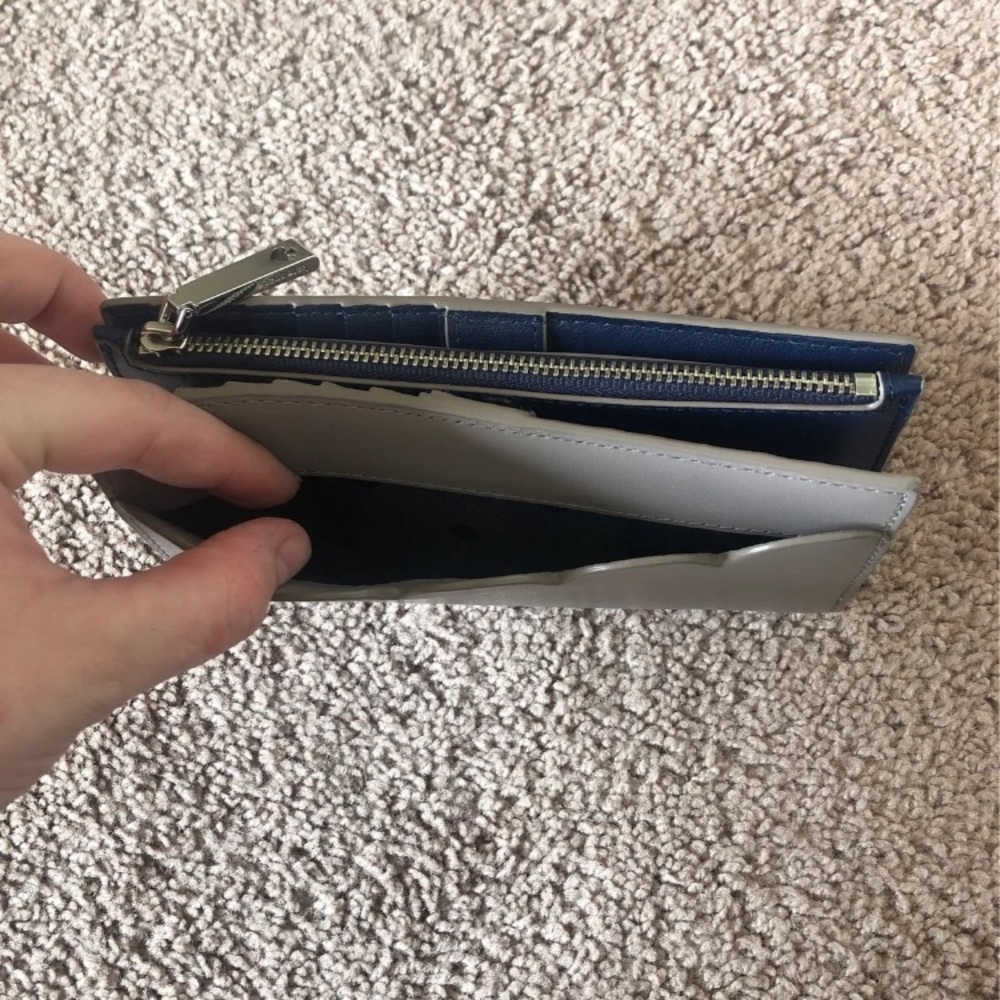Kate Spade wallet - Picture 2 of 7